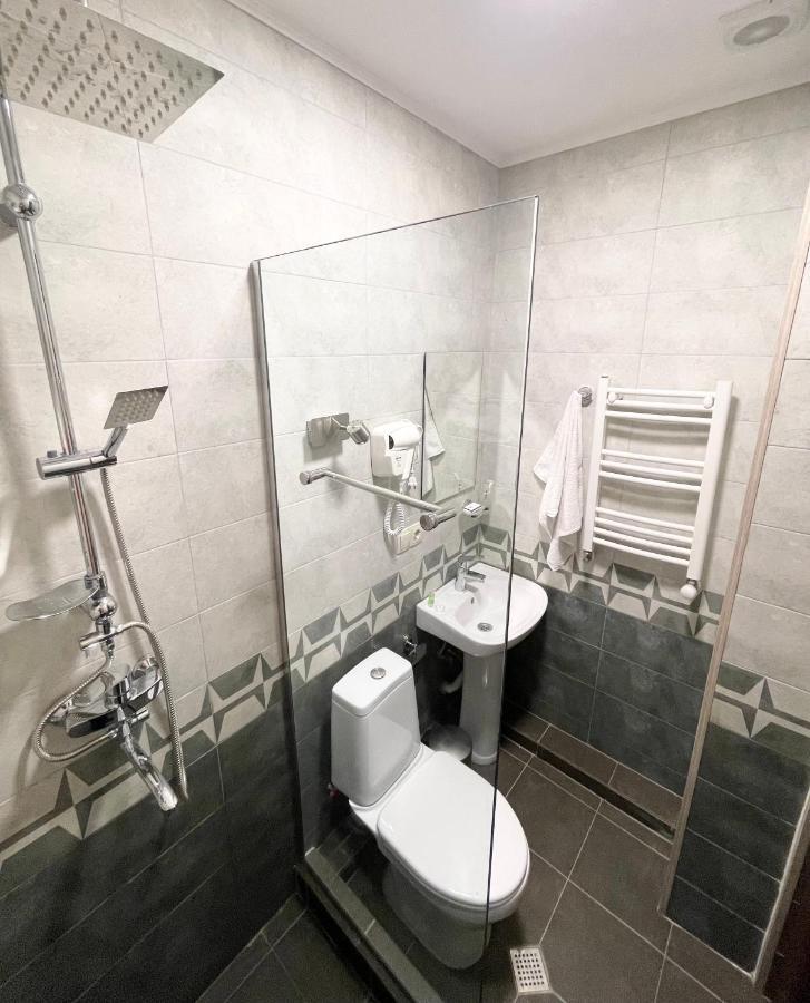 Art Family Hotel Tbilisi Eksteriør bilde
