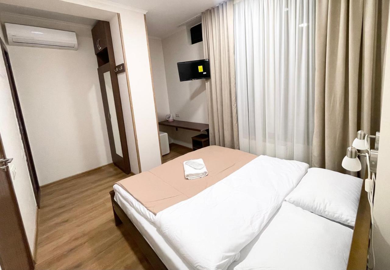 Art Family Hotel Tbilisi Eksteriør bilde